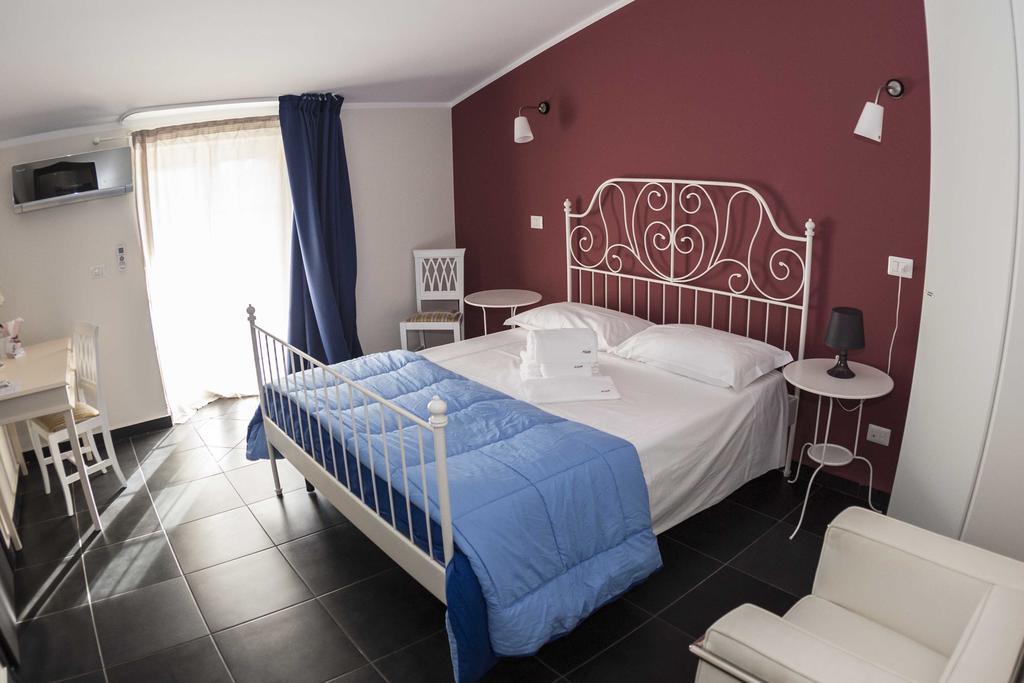 Hotel Ascot Caianello Oda fotoğraf