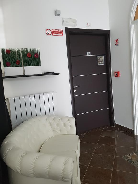 Hotel Ascot Caianello Dış mekan fotoğraf