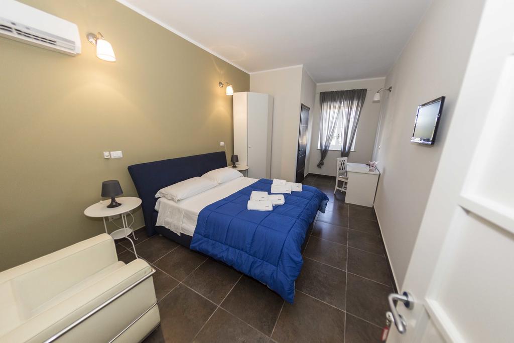 Hotel Ascot Caianello Oda fotoğraf