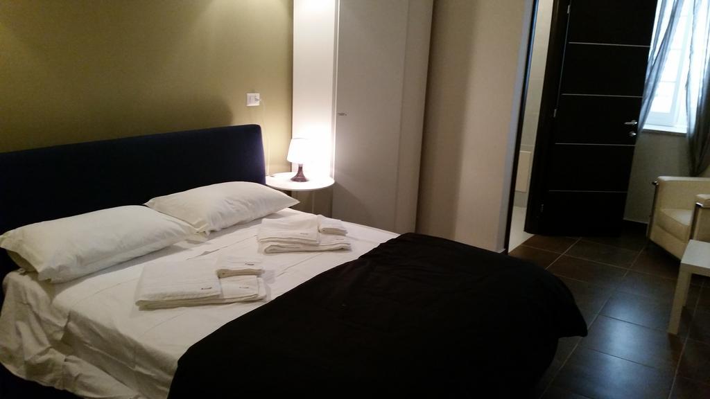 Hotel Ascot Caianello Oda fotoğraf